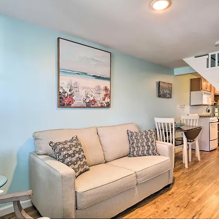 Seaside Escape With Porch And Direct Beach Access